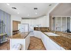 Condo For Sale In Sarasota, Florida