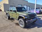 2024 Jeep Green, 14 miles