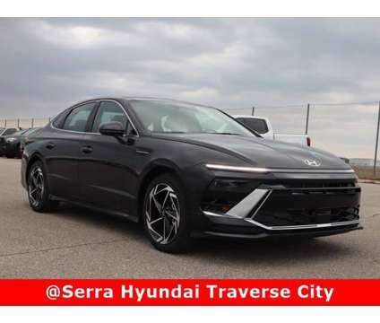2024 Hyundai Sonata SEL is a Blue 2024 Hyundai Sonata Car for Sale in Traverse City MI