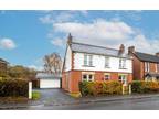 4 bedroom detached house for sale in Sunniside, Newcastle Upon Tyne, NE16