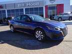 2024 Nissan Altima Blue, new