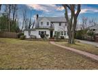 Home For Sale In Glen Cove, New York