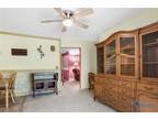 402 Park Ln Walbridge, OH