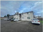 Charming 2 Bed, 1.5 Bath Apartment in Spanaway!