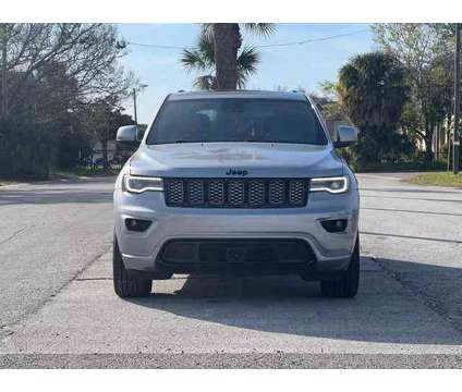 2020 Jeep Grand Cherokee for sale is a Silver 2020 Jeep grand cherokee Car for Sale in Orlando FL