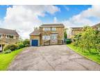 3 bed house for sale in Park Wood Crescent, BD23, Skipton