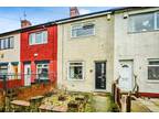 2 bedroom terraced house for sale in Oak Road, Shafton, Barnsley, S72