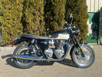 2024 Triumph Bonneville T120