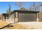 410 S 2nd St, Bonham, TX 75418