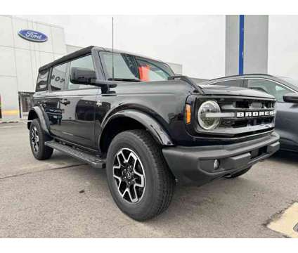 2024 Ford Bronco Outer Banks is a Black 2024 Ford Bronco SUV in Russellville AR