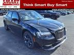 2023 Chrysler 300 Touring L