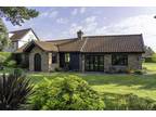 5 bedroom detached bungalow for sale in North Lopham - 35838275 on