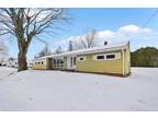 19 Holiday Ln, Enfield, CT 06082