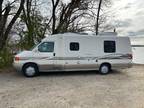 2000 Winnebago Rialta 22FD clean unit