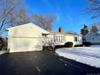 34 Rangely Dr, Trumbull, CT 06611