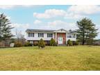 7 Silver Hill Dr, New Fairfield, CT 06812