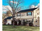 1 Windwood Dr, Cromwell, CT 06416
