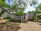 6960 Coughran Rd, Pleasanton, TX 78064