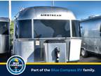 2024 Airstream Classic 30RB Twin 32ft