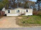 50 Poplar St Hartwell, GA