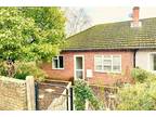 2 bedroom semi-detached bungalow for sale in Reddings Close