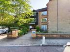 1 bedroom apartment for sale in Homehurst House, Sawyers Hall Lane, Brentwood