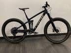 Trek Remedy 9.8 M 2020 Matte Nautical Navy Carbon very low hours