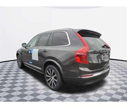 2024 Volvo XC90 B6 Plus Bright Theme is a Grey, Silver 2024 Volvo XC90 3.2 Trim SUV in Silver Spring MD