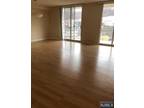 1055 River Rd #804, Edgewater, NJ 07020