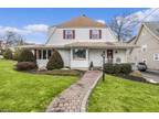 16 Pomander Walk, Nutley, NJ 07110