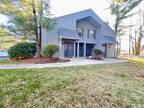 706 Woodhaven Dr, Edison, NJ 08817