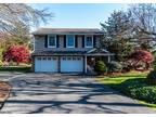 1 Foothill Dr, Kinnelon, NJ 07405