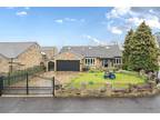 5 bedroom bungalow for sale in Wakefield, West Yorkshire - 35009970 on