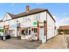 2 bed flat for sale in Nork Way, SM7, Banstead