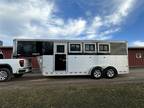 2016 Sundowner Rancher Sport 4 horses