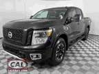 2017UsedNissanUsedTitanUsed4x4 Crew Cab