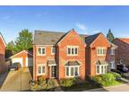 4 bedroom detached house for sale in Goswell Square, Alton, Hampshire, GU34