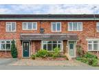 3 bedroom terraced house for sale in Duttons Close, Snitterfield