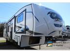 2024 Forest River Cherokee Arctic Wolf 3910SUITE 43ft