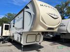 2019 Keystone Montana 3931FB 40ft