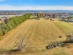 Home For Sale In Columbia, Tennessee