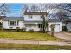 16 Connor Ave, Metuchen, NJ 08840