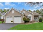 10 Amberlands Ct, Lakewood, NJ 08701