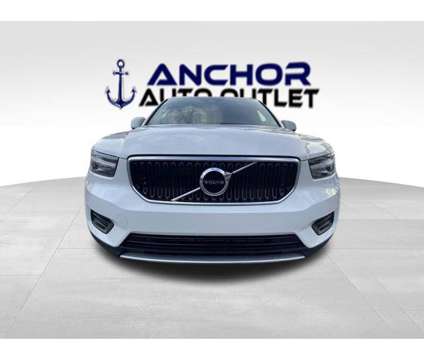2020 Volvo XC40 Momentum is a White 2020 Volvo XC40 SUV in Cary NC