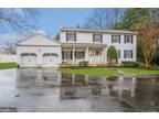 18 Leshin Ln, Hightstown, NJ 08520