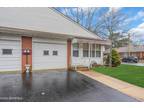 16 Crocus Ln #B, Whiting, NJ 08759