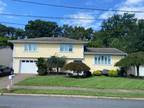 26 Craig Ct, Totowa, NJ 07512