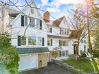 34 Ronald Ct, Ramsey, NJ 07446