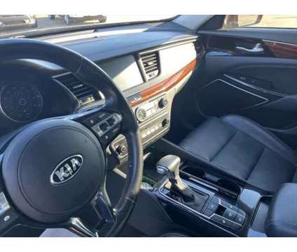 2019 Kia Cadenza Technology is a Black 2019 Kia Cadenza Technology Sedan in Texarkana TX