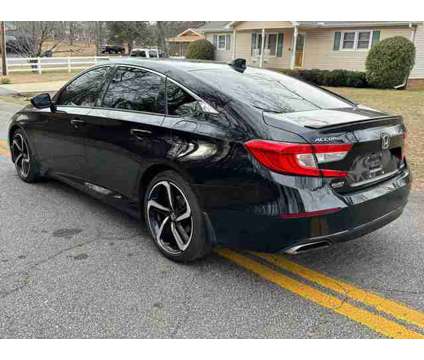2018 Honda Accord for sale is a 2018 Honda Accord Car for Sale in Duncan SC
